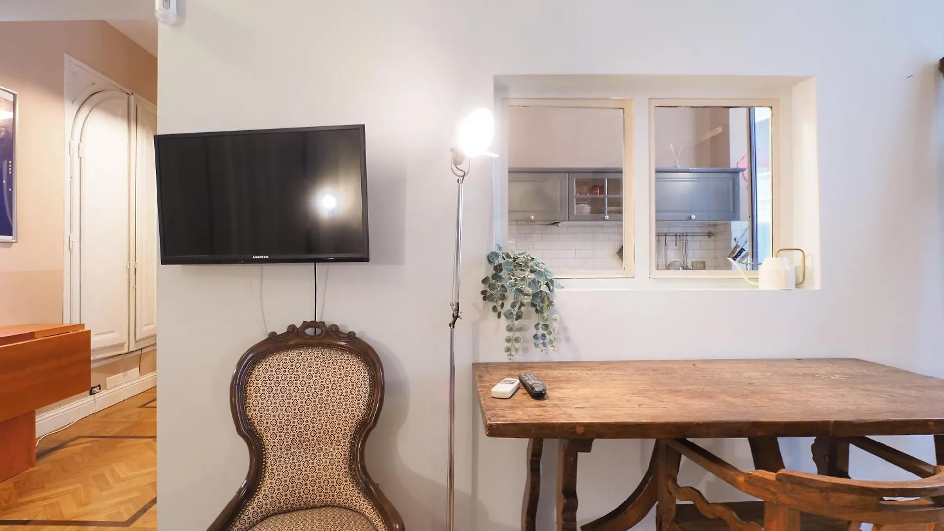 Primopiano - Piazza Napoli Apartman Milánó 0*,